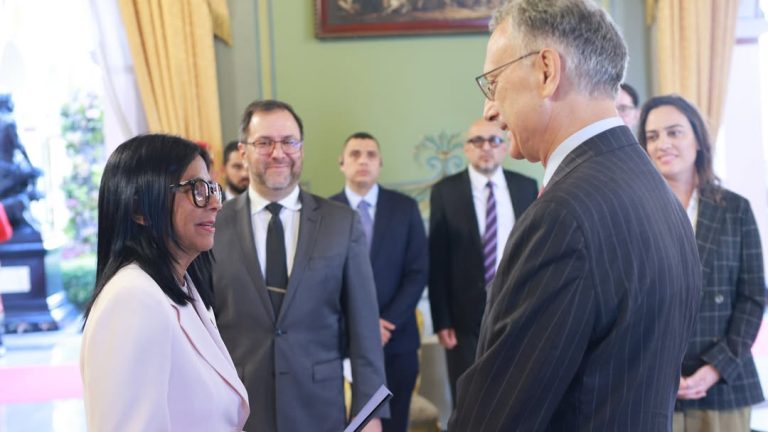 Presentazione delle Lettere Credenziali dell’Ambasciatore De Vito